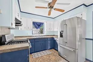 315 S Lone Oak Dr, Leesburg, FL 34748 - Photo 9