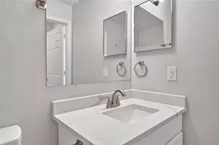 2417 Sandridge Cir, Eustis, FL 32726 - Photo 47