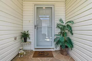 1674 Govan Pl, The Villages, FL 32162 - Photo 7
