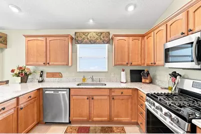 1674 Govan Place, The Villages, FL 32162 - Photo 11