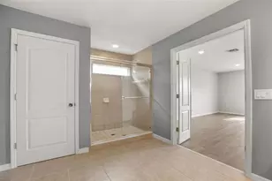 23741 Sorrento Springs Dr, Sorrento, FL 32776 - Photo 25