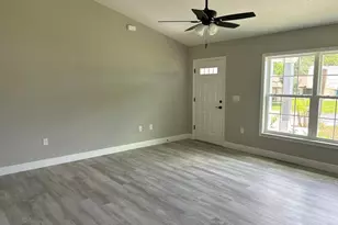 659 W Bancroft Dr, Dunnellon, FL 34434 - Photo 9
