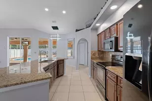 11081 Fell St, Spring Hill, FL 34609 - Photo 19