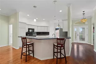 556 Kingston Way, The Villages, FL 32162 - Photo 5