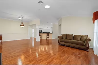 556 Kingston Way, The Villages, FL 32162 - Photo 9