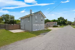 321 Cassady St, Umatilla, FL 32784 - Photo 11