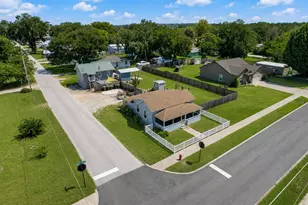 321 Cassady St, Umatilla, FL 32784 - Photo 1