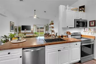 130 W 8th St, Chuluota, FL 32766 - Photo 5