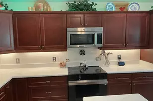 2841 Apache Ct, The Villages, FL 32163 - Photo 15