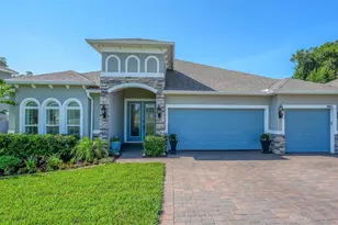 480 Avila Pl, Howey in the Hills, FL 34737 - Photo 1