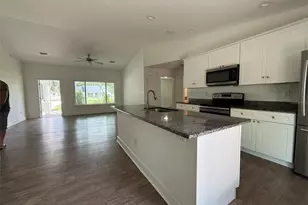 13128 NE 7th Loop, Silver Springs, FL 34488 - Photo 7