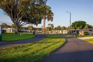 1021 Hilltop Rd, Tavares, FL 32778 - Photo 41