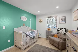 1056 Cr 463, Lake Panasoffkee, FL 33538 - Photo 3