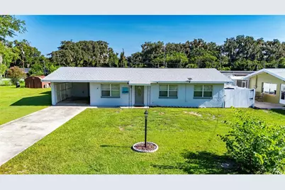1056 Cr 463, Lake Panasoffkee, FL 33538 - Photo 37