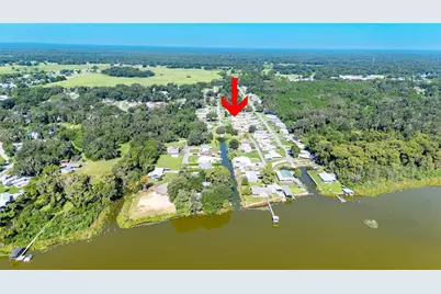 1056 Cr 463, Lake Panasoffkee, FL 33538 - Photo 47