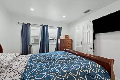 1056 Cr 463, Lake Panasoffkee, FL 33538 - Photo 15