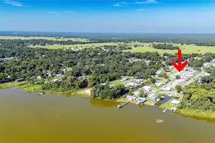 1056 Cr 463, Lake Panasoffkee, FL 33538 - Photo 49