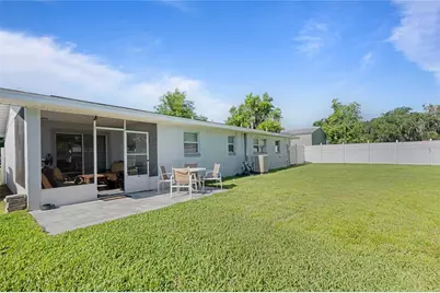 1056 Cr 463, Lake Panasoffkee, FL 33538 - Photo 35