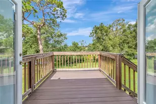 33809 Overton Dr, Leesburg, FL 34788 - Photo 3