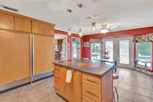 33809 Overton Dr, Leesburg, FL 34788 - Photo 13