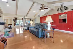 33809 Overton Dr, Leesburg, FL 34788 - Photo 15