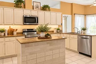 7116 Pebble Beach Ln, Seminole, FL 33777 - Photo 9