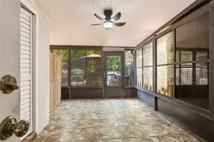 1945 Oak Water Dr, Jacksonville, FL 32225 - Photo 33