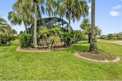 1885 Oakcrest Path, The Villages, FL 32162 - Photo 47