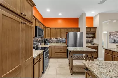 1885 Oakcrest Path, The Villages, FL 32162 - Photo 21