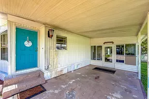 1157 Capella Dr, Tavares, FL 32778 - Photo 13