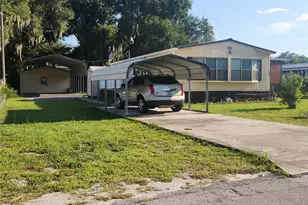 569 Cr 486, Lake Panasoffkee, FL 33538 - Photo 1