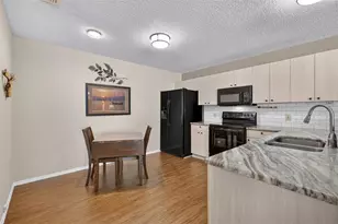 214 Montoya Dr, The Villages, FL 32159 - Photo 17