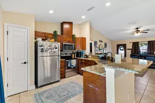 9324 SE 161st St, Summerfield, FL 34491 - Photo 7