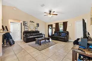 9324 SE 161st St, Summerfield, FL 34491 - Photo 3