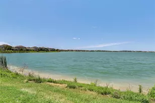 1120 Whitewater Bay Dr, Groveland, FL 34736 - Photo 43
