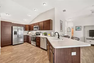 4986 Ellie Ln, The Villages, FL 32163 - Photo 3