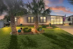 1717 Palm Aire Dr, Lady Lake, FL 32159 - Photo 1