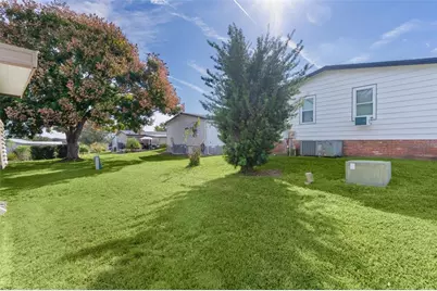 1717 Palm Aire Drive, Lady Lake, FL 32159 - Photo 29