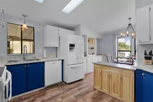 1717 Palm Aire Dr, Lady Lake, FL 32159 - Photo 13
