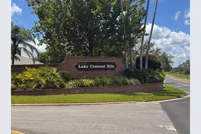 10642 Crescent Lake Court, Clermont, FL 34711 - Photo 5