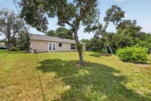 2495 E Tipton Dr, Deltona, FL 32738 - Photo 29
