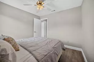 2495 E Tipton Dr, Deltona, FL 32738 - Photo 25