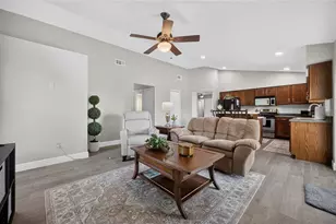 2495 E Tipton Dr, Deltona, FL 32738 - Photo 23