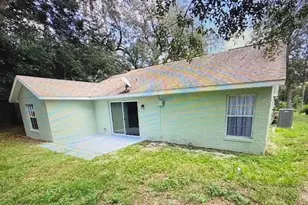 40107 Oakridge Dr, Lady Lake, FL 32159 - Photo 17