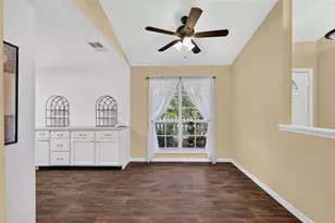 40107 Oakridge Dr, Lady Lake, FL 32159 - Photo 11