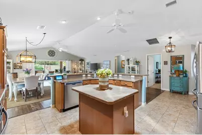 2334 Rose Arbor Street, The Villages, FL 32163 - Photo 7