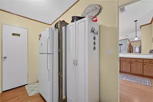 704 Kimberly Ave, Leesburg, FL 34788 - Photo 33