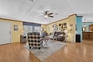 704 Kimberly Ave, Leesburg, FL 34788 - Photo 9