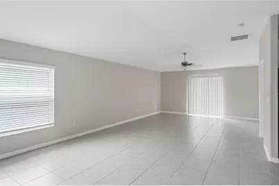 39895 Harvest Creek Lane, Zephyrhills, FL 33540 - Photo 9