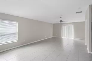 39895 Harvest Creek Ln, Zephyrhills, FL 33540 - Photo 9